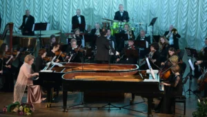 Культурная афиша Абхазии: Piano Duo, спектакли и выставки