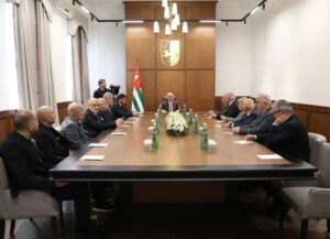 Бадра Гунба провел встречу с делегацией из Турции