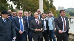 Абхазия под надзором: визит Кириенко как демонстрация реального центра управления
