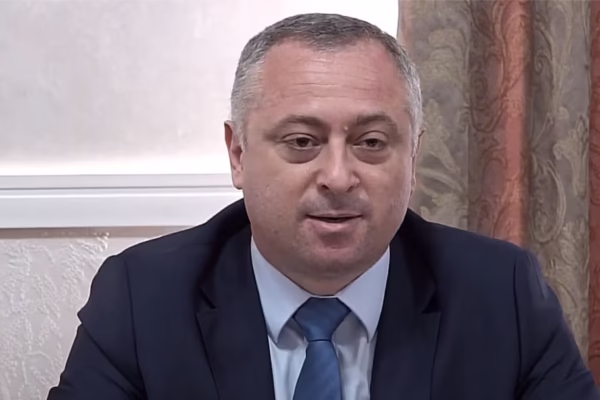 Президент в прострации: когда власть покинула землю