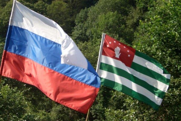 Абхазия и Россия: союзничество или покровительство? Сколько ещё Абхазия должна платить за чужие интересы?