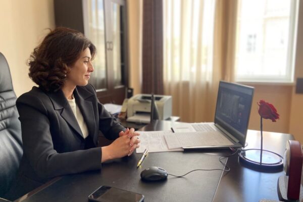 «Учителя не банкоматы»: в Абхазии растёт возмущение новым постановлением правительства